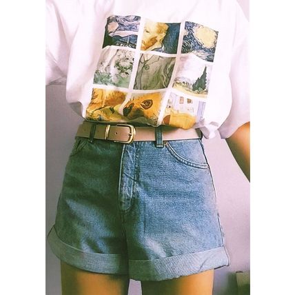 Girl Wearing Vintage Van Gogh Painting T-Shirt Plain Back Postcard