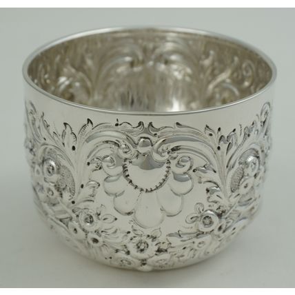 Sugar Bowl, Green Man Decoration, London 1895, Wakely & Wheeler, 91mm, 120g.