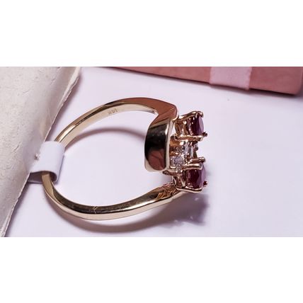Estate .96ctw Natural Oval Ruby Diamond open Twist 14Kt YG 4.2g S8.25 Ring#22217
