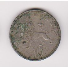 GB Ten New Pence 1968 F to VF due to verdigre