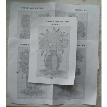 1998 The Craft Collection kit - Spring Vases Set 76096 (5 floral designs)