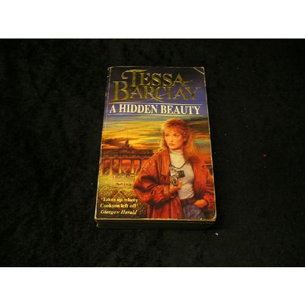 A Hidden Beauty by Tessa Barclay