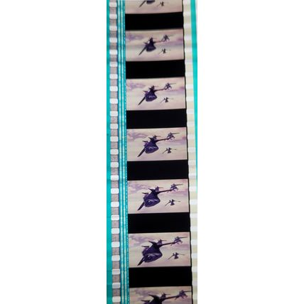 S.W. Clone Wars. Pk HCH - b029C . - 1 STRIP OF 5 - 35MM FILM CELLS