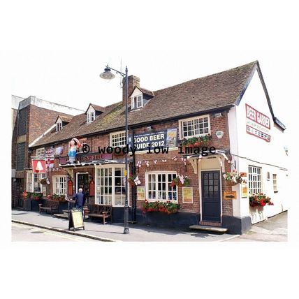 pu0137 - The Golden Bell Pub , Leighton Buzzard , Bedfordshire - print
