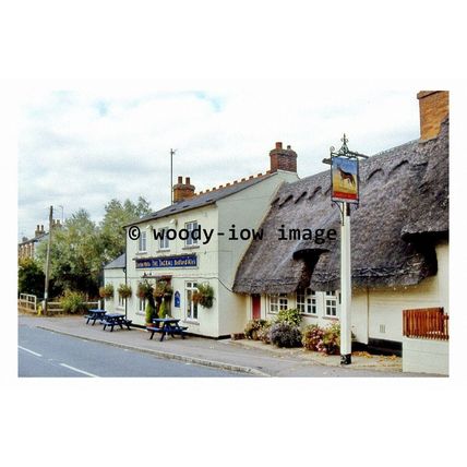 pu0149 - The Jackal Pub , Thurleigh , Bedfordshire - print