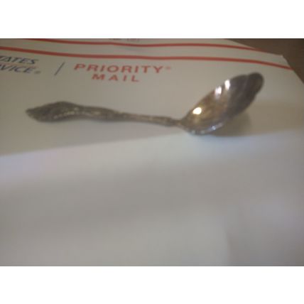 USED!! Vintage!! 1881 ROGERS ONEIDA SILVER PLATE SPOON, FREE SHIPPING US ONLY!!