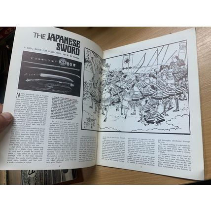 RARE* 1973 "INTRODUCTION TO JAPANESE SWORDS" LARGE THIN PAPERBACK BOOK (LL)