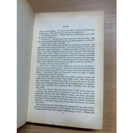 c1955 FRANCES PARKINSON KEYES "THE ROYAL BOX" FICTION HARDBACK BOOK (P3)
