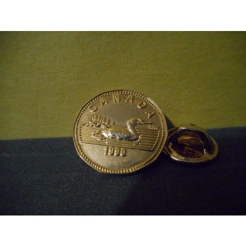 Canada Loonie,Dollar Coin 1990 Lapel Pin