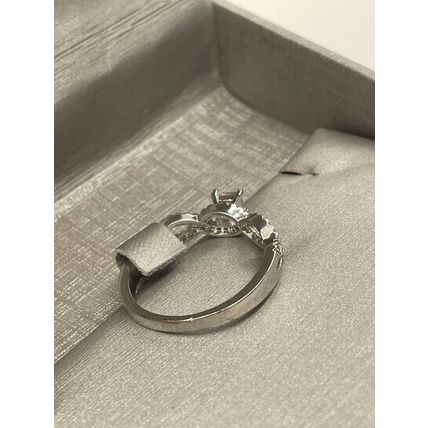 Cross Cross Accented Band W/Square Pink Center- Bomb Party -Rhodium Pl Band Sz10