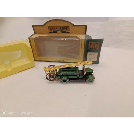 LLEDO DAYS GONE 1934 DENNIS AUXILIARY FIRE ENGINE ( PRE-OWNED)