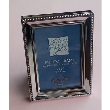 METAL PHOTO FRAME GLOBAL DESIGNS HAND POLISHED & LACQUER COATED 2" x 3"