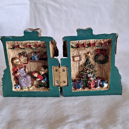Vintage HINGED Christmas Eve HOUSE Decoration Deco Santa Elf Snow Winter