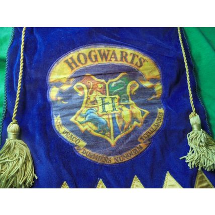 HOGWARTS Ornate Hanging BANNER! Best One Online!! $35.00 Shipped! This 16" Long