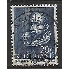 NETHERLANDS 1947 SOCIAL RELIEF 20c + 5c BLUE HUGO GROTIUS SG 660 FINE USED