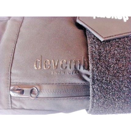 devembr Snow Gear Gloves Ski Snowboarding Black Medium Winter Sports
