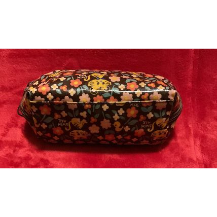 A Very Cute Vintage Swimmer Japan Zip Bag