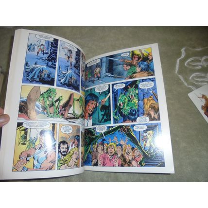 Marvel Graphic Novel # 19: CONAN: Witch Queen of Acheron! 1st Printing, 1985!!