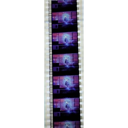 Pk DAU - B - MIX - a 006F . - 1 STRIP OF 5 - 35MM FILM CELLS. ( T2 )