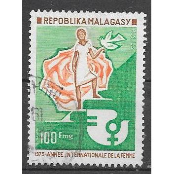 MADAGASCAR N° 555 YVERT OBLITERE ( USED )