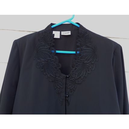 Womens Liz Baker Black Blouse Shirt 18 47 Chest Silky Embroidered
