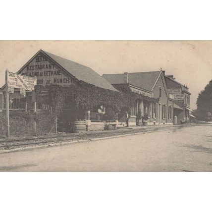 Munich Munchen Restaurant Hotel Antique Plain Back Postcard