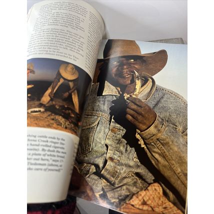 National Geographic Magazine April 1992 Vancouver - Vintage Collectable y