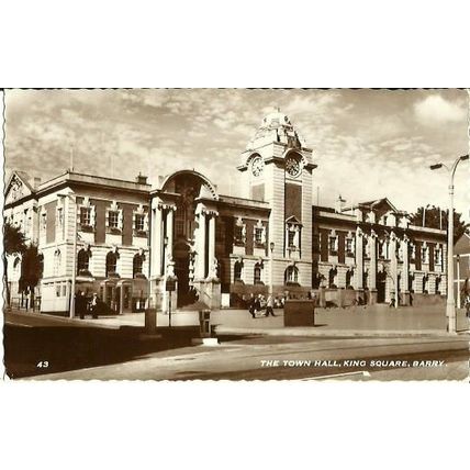 Wales BARRY Town Hall Postcard (43)