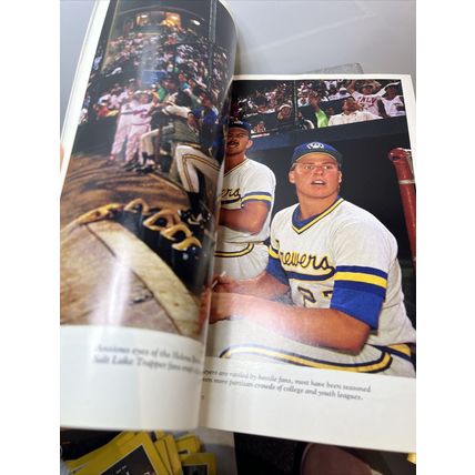 National Geographic Magazine April 1991 Season in the Minors Vintage Collectable