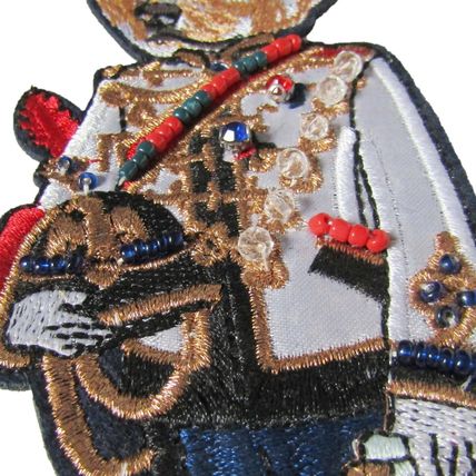 Royal Dog Iron On Patch Badge Motif 20 cm x 7 cm Beaded Embroidered P625