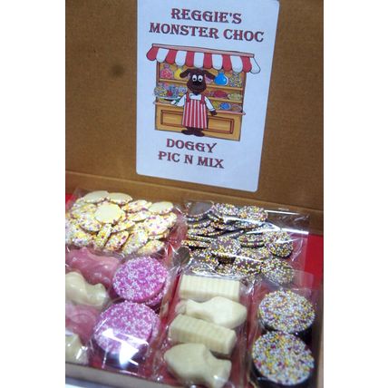 DOG CHOC TREAT BOX REGGGIES PIC N MIX MONSTER CHOC Dog Chocolate Selection Box L