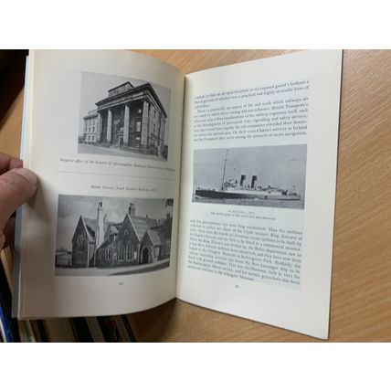 1962 "TRANSPORT TREASURES" BRITISH TRANSPORT COMMISSION PAPERBACK BOOK (LL)
