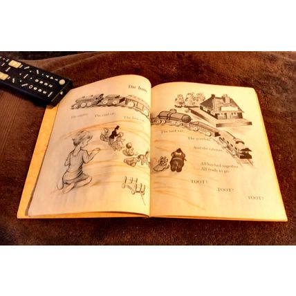 Old Vintage Original Little Golden Book Toys (H) 8th Edition 1945