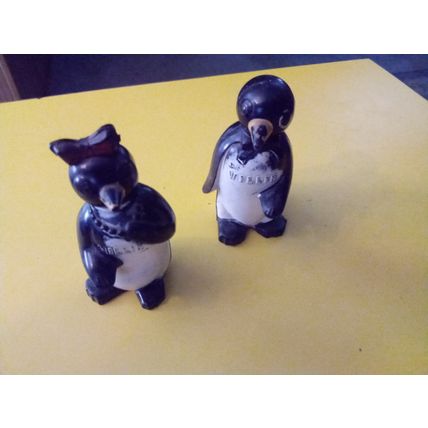 Old Vintage Original F & F Molds Penguins Salt & Pepper Shakers 1950s