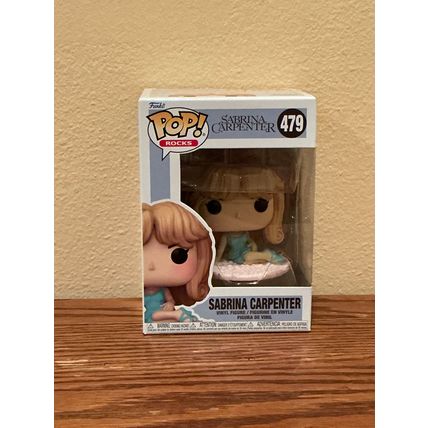 Funko Pop! Rocks - Sabrina Carpenter #479 Vinyl Figure (Box & Protector)