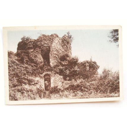 1975 postcard Saint Verain, La Tour du Renard
