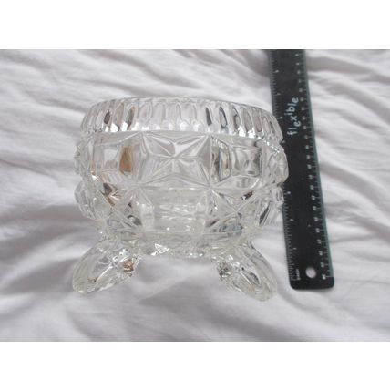 GLASS BOWL / RIBBED EFFECT PRESSED GLASS (26/07)