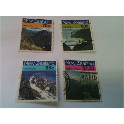NEW ZEALAND 1988 SCENIC WALKWAYS USED