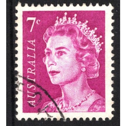 AUSTRALIA 1971: QUEEN ELIZABETH II DEFINITIVES - 7c PURPLE USED (G2)