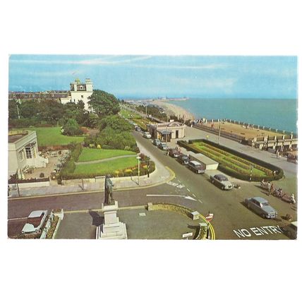 HARVEY MEMORIAL, THE LEAS, FOLKESTONE,, KENT.. unused vintage postcard. =