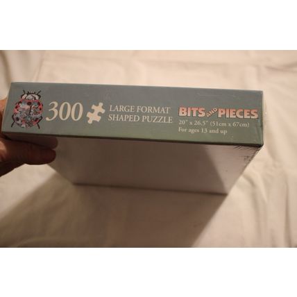 LADYBUG GARDEN 300 PIECE SHAPED PUZZLE MOSTLY SEALED LADYBUG