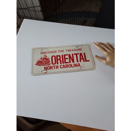 Vintage License PLATE Tag Sign "Discover The Treasure ORIENTAL" North Carolina