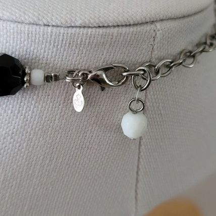 Primer Design Black And White Bead Necklace