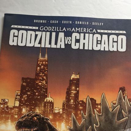 2025 IDW Comics Godzilla vs America Godzilla vs Chicago One Shots #1
