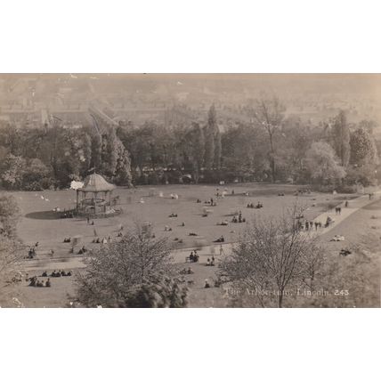 ED 195 LINCOLN - THE ARBORETUM .RP POSTCARD