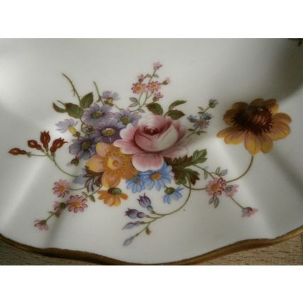 Royal Crown Derby Bone China Derby Posies Dinner Plate