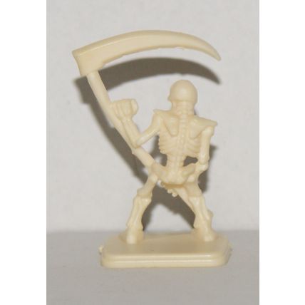 Heroquest: Skeleton figure (B) 1989 MB GW spares plastic