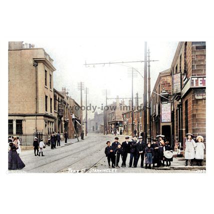 ptc4046 - Yorks - Children gather on Town Street, Stanningley c1915 - print 6x4