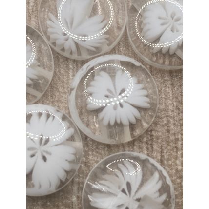 13mm Clear Round Resin flower Shank Buttons Great For Cardigans Knitting Sewing