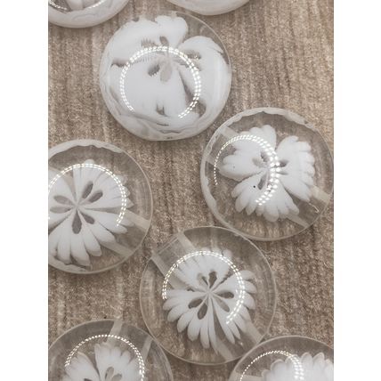 13mm Clear Round Resin flower Shank Buttons Great For Cardigans Knitting Sewing